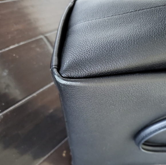 Louis Vuitton Lockme Purse - Picture 13 of 16